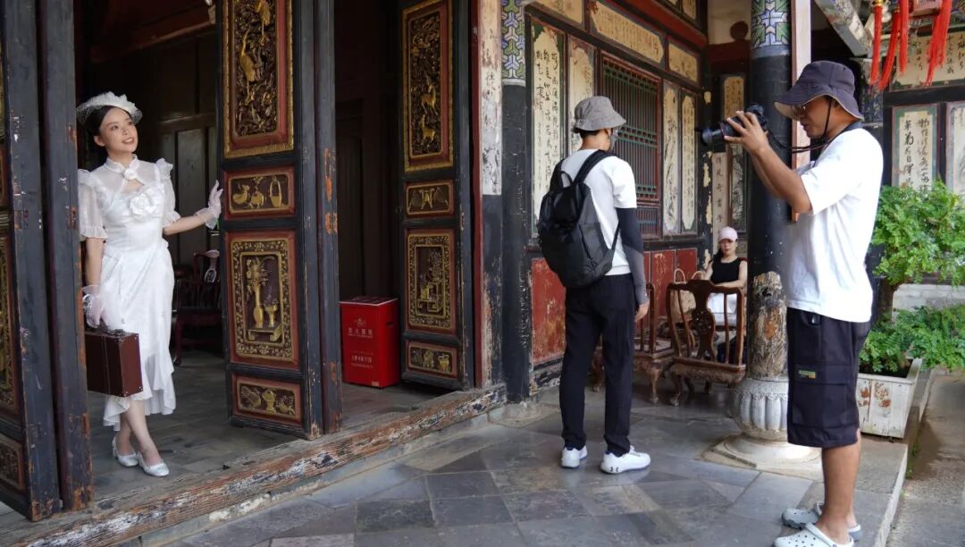 菌子火锅效果图(待替换)